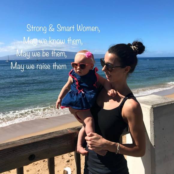 Meet your Posher, Alyssa - Picture 1 of 1